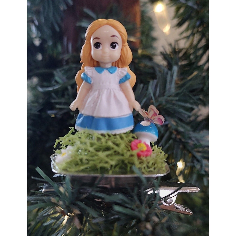Handmade Tart Tin Alice In Wonderland Clip On Ornament Mushroom Flower O1